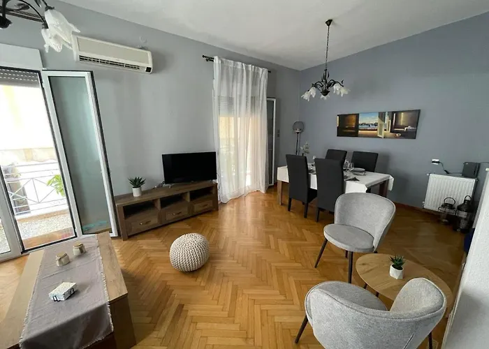 Myrtia Home